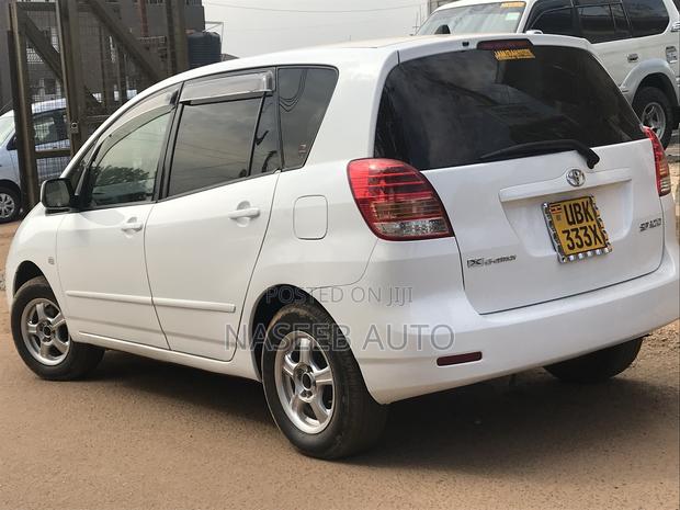 Toyota Corolla Spacio 2006 White