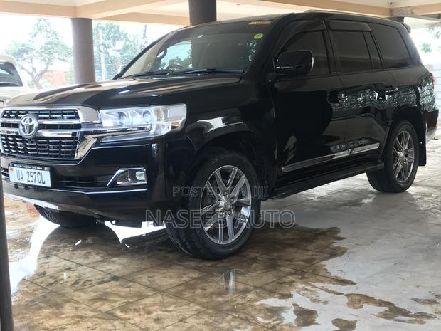 Toyota Land Cruiser Prado 2018 Black