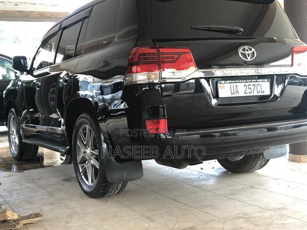 Toyota Land Cruiser Prado 2018 Black