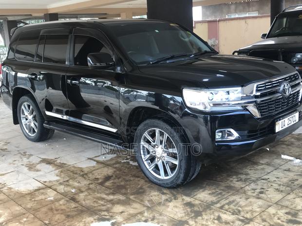 Toyota Land Cruiser Prado 2018 Black