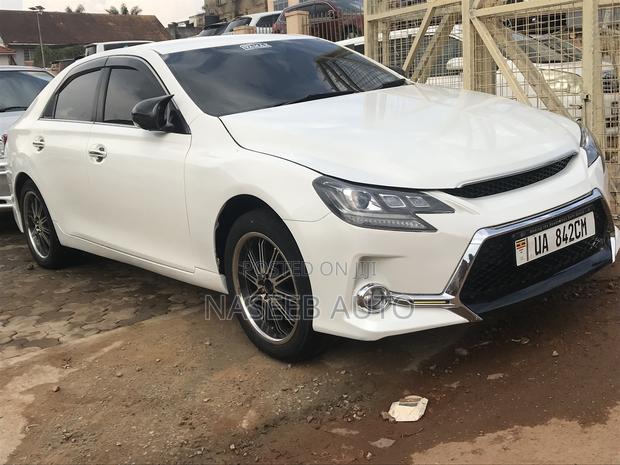 Toyota Mark X 2014 White