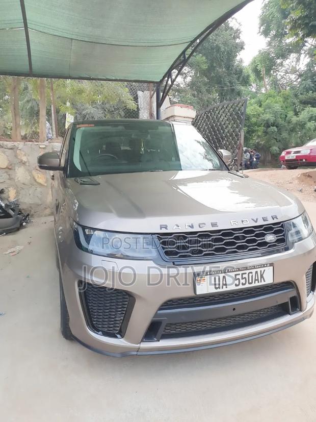 Land Rover Range Rover Sport Dynamic 4x4 (5.0L 8cyl 8A) 2016 Gold