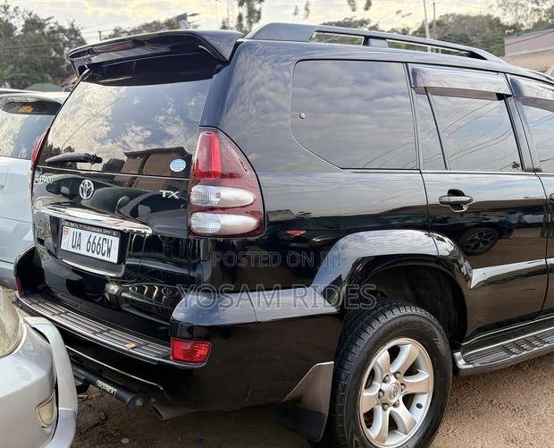Toyota Land Cruiser Prado 2.7 i 2010