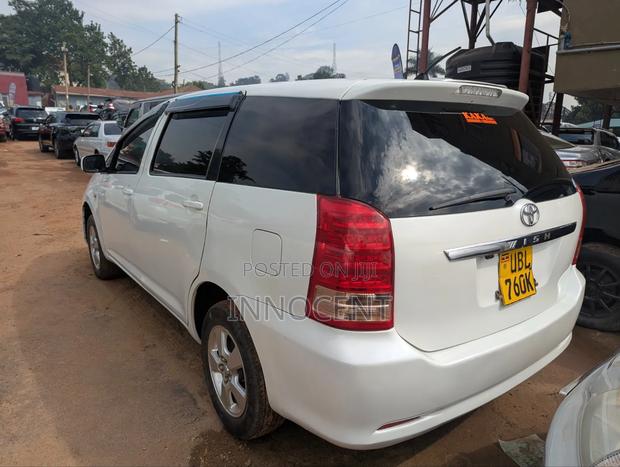 Toyota Wish 2009 White