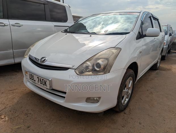 Toyota Wish 2009 White