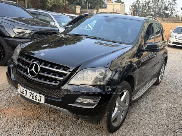 Mercedes-Benz M Class 2011 Black