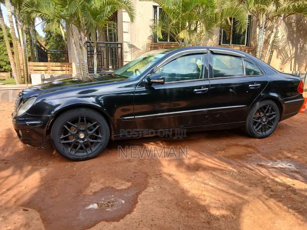 Mercedes-Benz E250 2008 Black