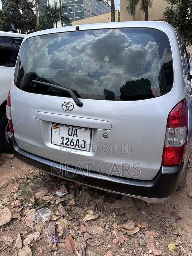 Toyota Probox 2014 Silver