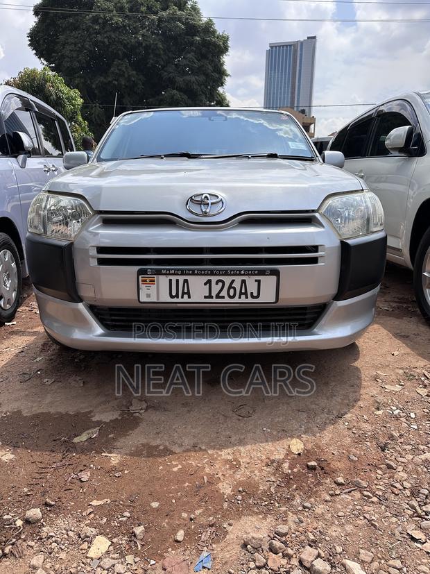 Toyota Probox 2014 Silver