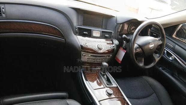Nissan Fuga 2015 White