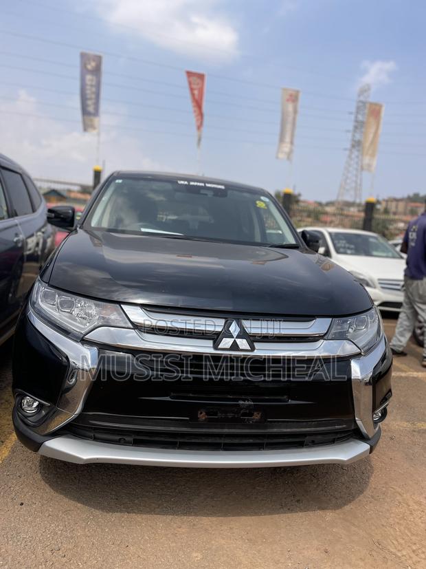 Mitsubishi Outlander SE FWD 2017 Black