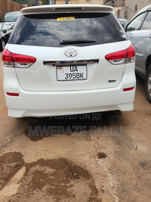 Toyota Wish 2010 White