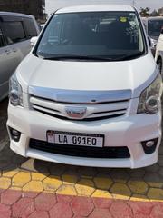 Toyota Noah 2.0 158hp AWD (8 Seater) 2012 White for sale