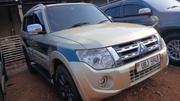 Mitsubishi Pajero 2010 Gold for sale