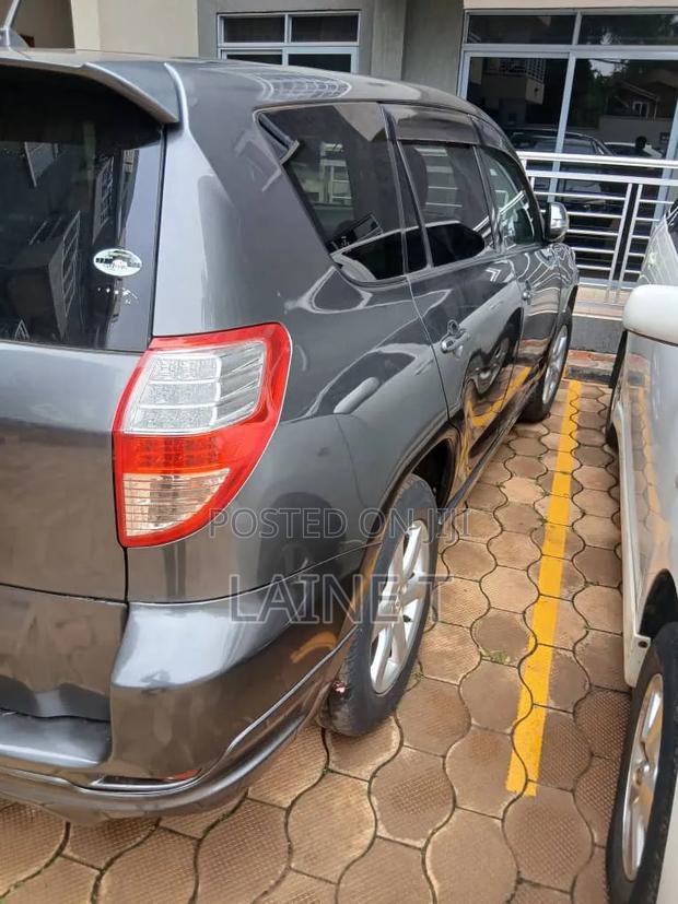 Toyota Vanguard 2008 Gray