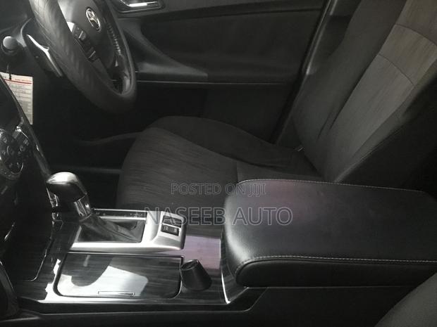 Toyota Mark X 2011 Silver