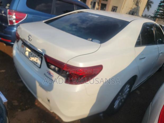 Toyota Mark X 2013 White