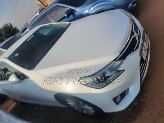 Toyota Mark X 2013 White
