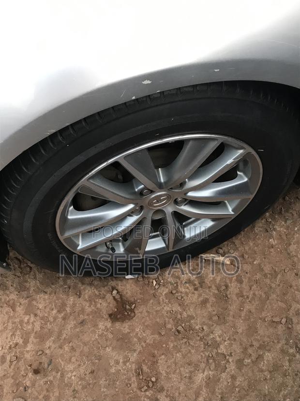 Nissan Fuga 2011 Silver