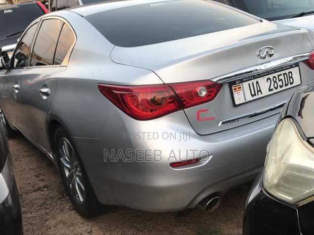 Nissan Fuga 2011 Silver