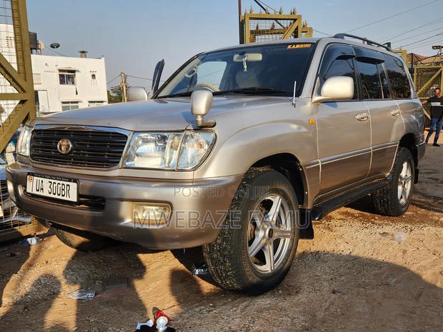 Toyota Land Cruiser Prado 2006