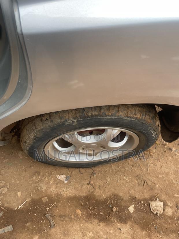 Toyota Kluger 2005 Silver