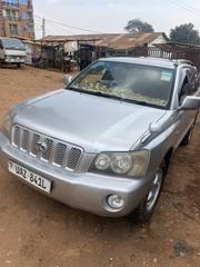 Toyota Kluger 2005 Silver for sale