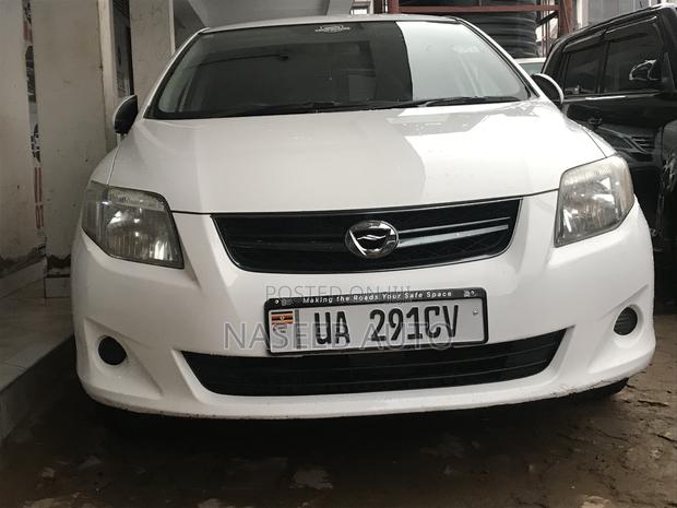 Toyota Corolla Fielder 2009 White