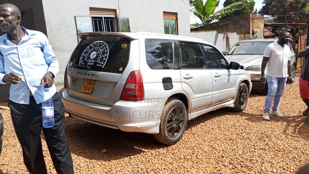 Subaru Forester 2004 Silver