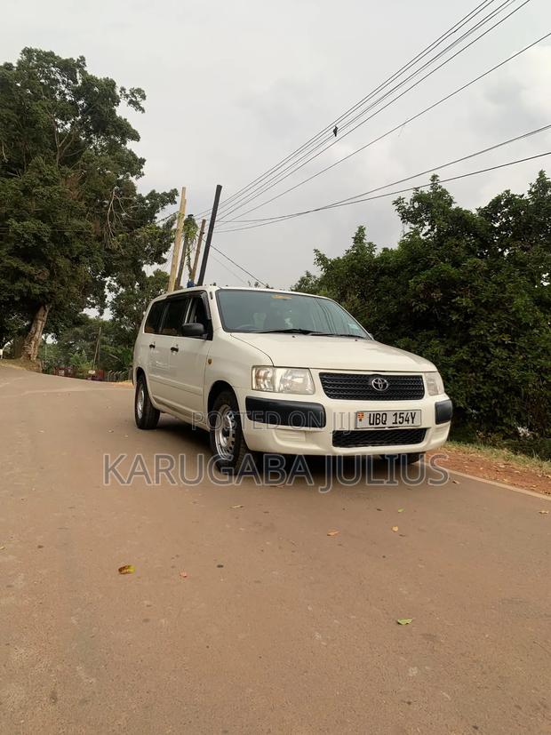 Toyota Probox 2010 White