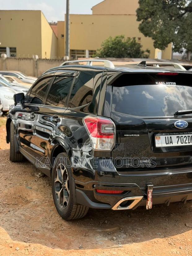 Subaru Forester 2017 Black