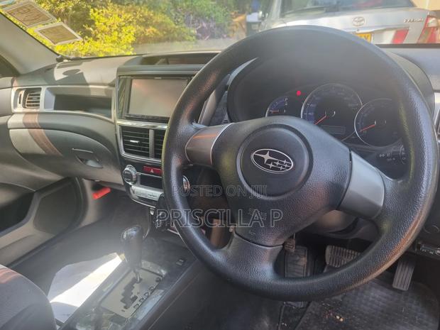 Subaru Exiga 2009 Silver