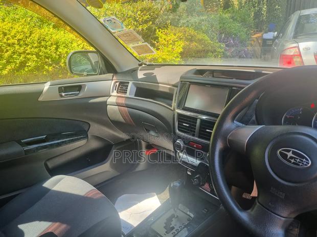 Subaru Exiga 2009 Silver