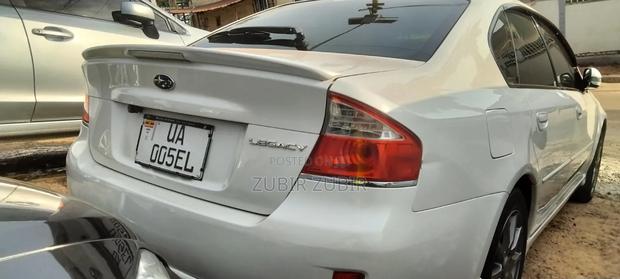 Subaru Legacy 2006 White