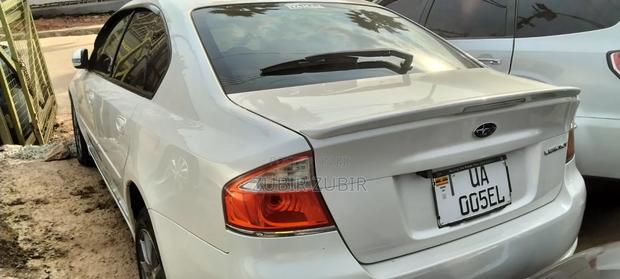 Subaru Legacy 2006 White