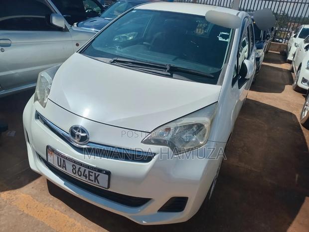 Toyota Ractis 2012 White