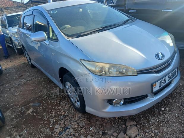 Toyota Wish 2008 Silver
