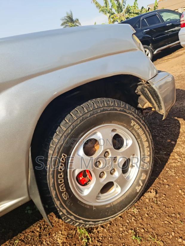 Mitsubishi Pajero IO 2004 Silver