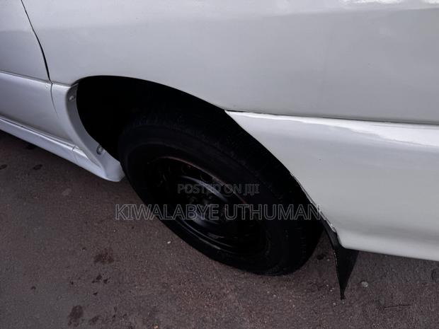 Toyota Ipsum 1999 White