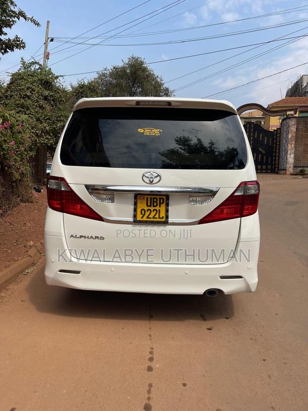 Toyota Alphard 2012 White