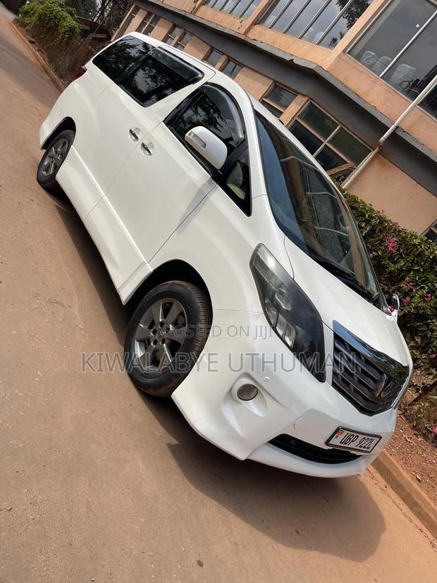 Toyota Alphard 2012 White