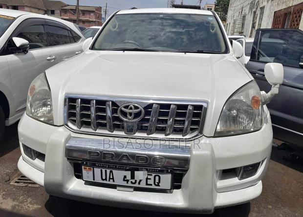 Toyota Land Cruiser Prado 2007 White
