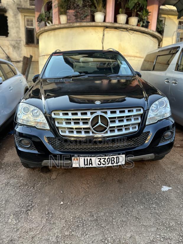 Mercedes-Benz M Class 2010 Black
