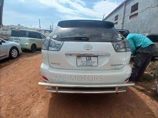 Toyota Harrier 2.4 2012 White