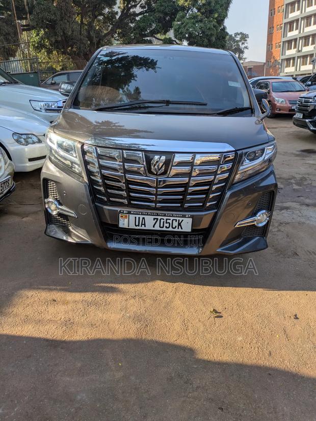 Toyota Alphard 2016 Gray