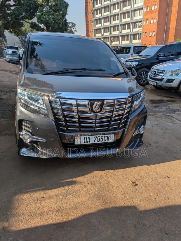 Toyota Alphard 2016 Gray