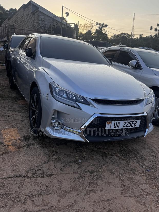 Toyota Mark X 2014 Silver