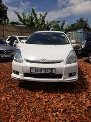 Toyota Wish 2004 White for sale