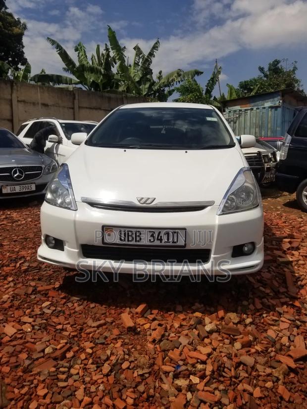 Toyota Wish 2004 White