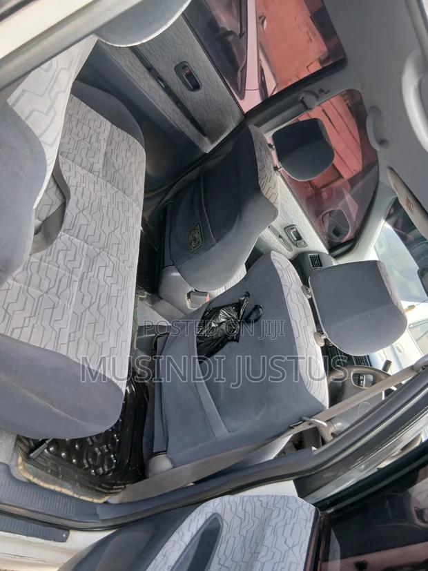 Toyota Ipsum 1999 White